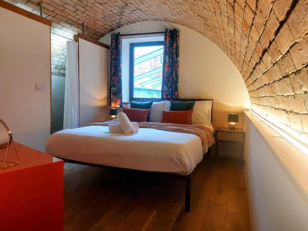Converted Factory Loft Apartment Bristol Buitenkant foto