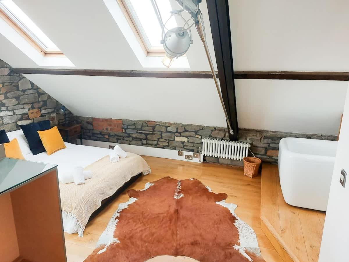 Converted Factory Loft Apartment Bristol Buitenkant foto