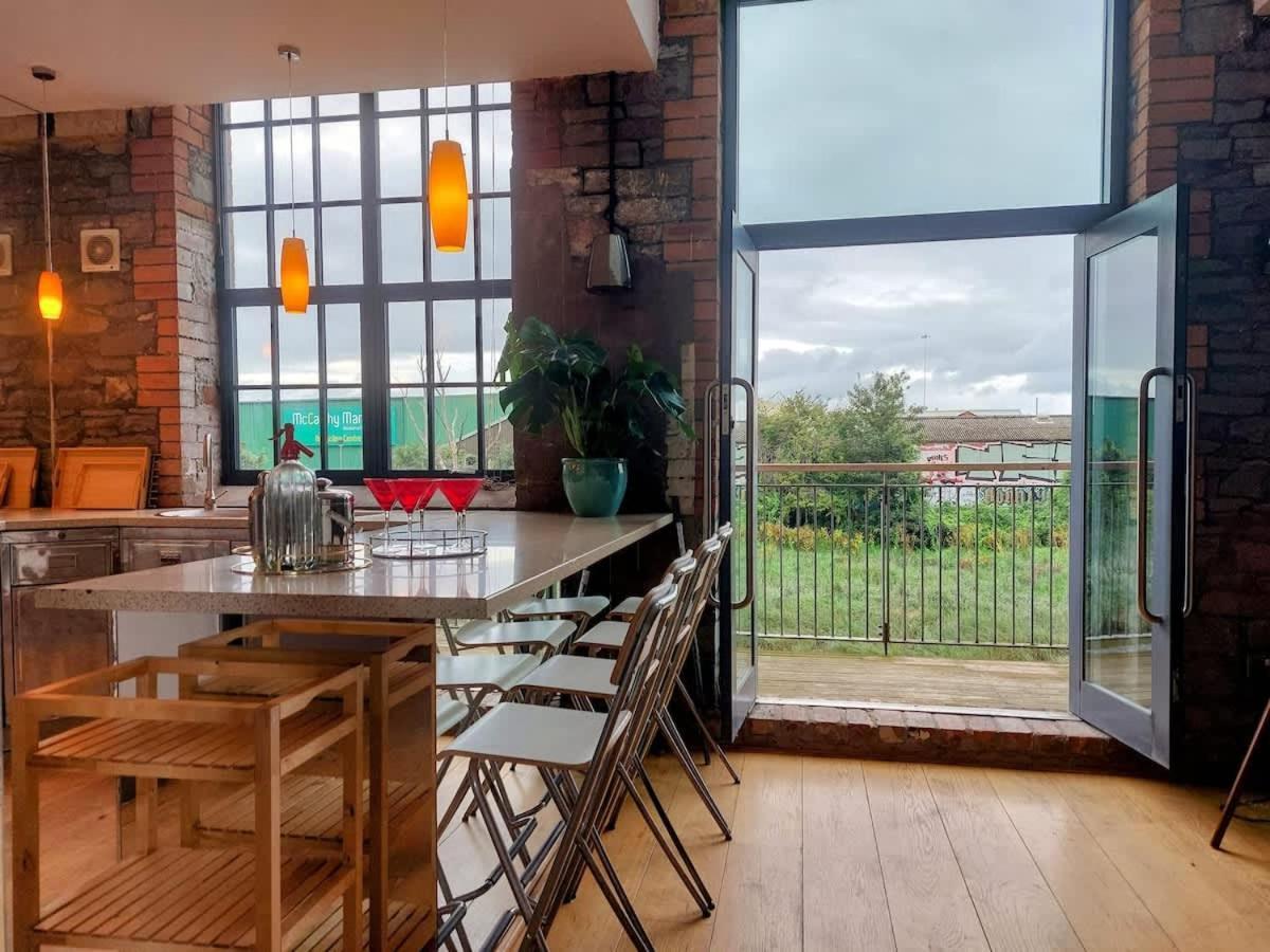 Converted Factory Loft Apartment Bristol Buitenkant foto