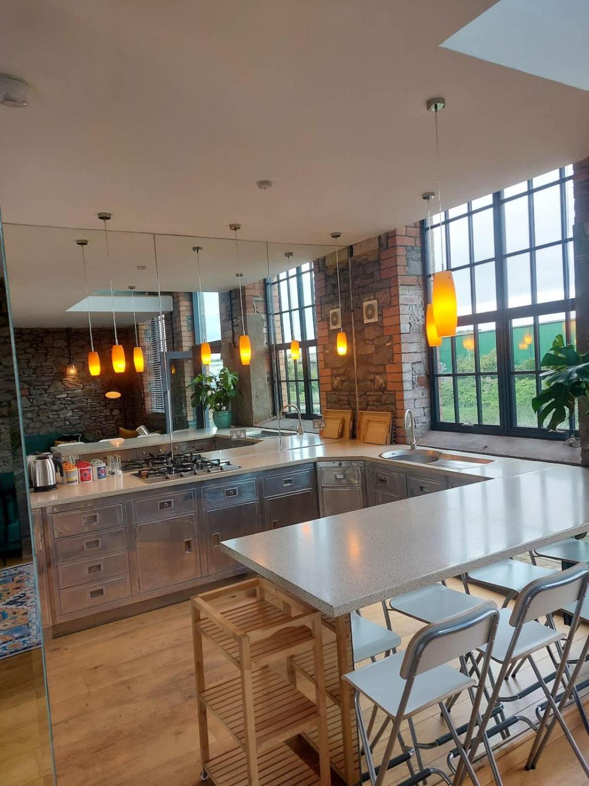 Converted Factory Loft Apartment Bristol Buitenkant foto